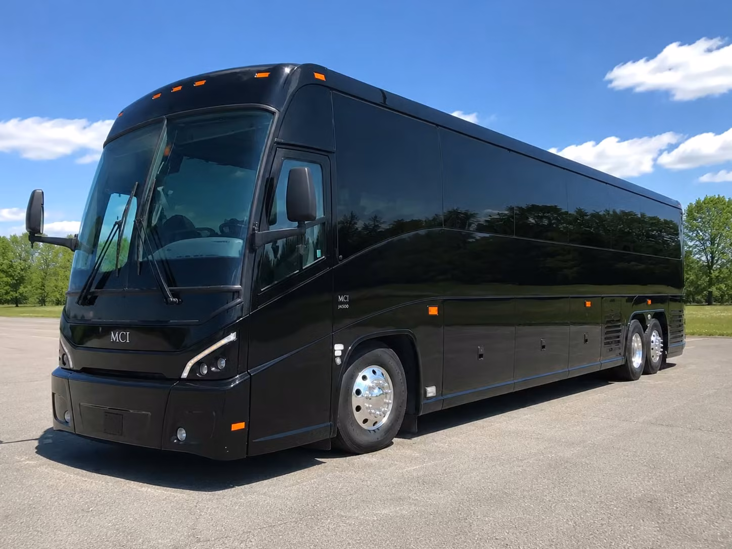 school field trip bus rentals in union city safe comfortable and easy to book